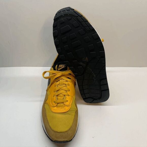 Nike Air Max 1 University Gold Black White Mens Size‎ 11 rare BV1254-700 (READ) main image 7